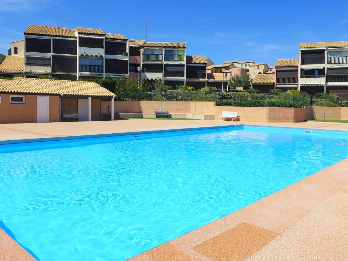 Apartment Les Eaux Vives 1 & 2-2 By Interhome Saint-Pierre-la-Mer  Εξωτερικό φωτογραφία